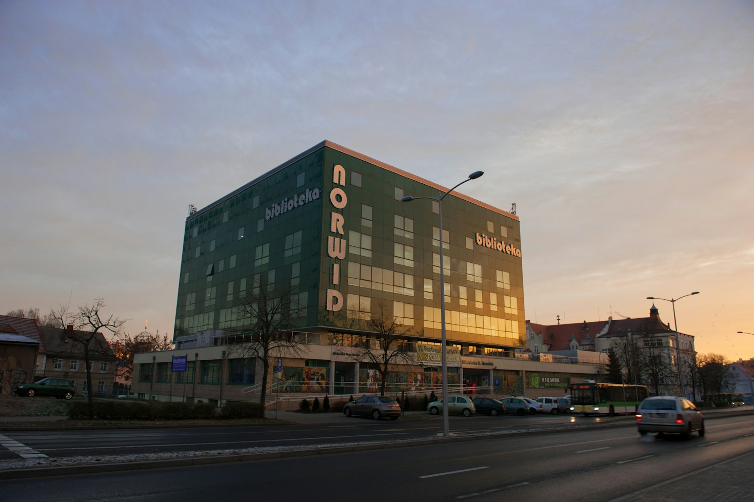 Zajęcia edukacyjne i warsztaty dla najmłodszych czytelników